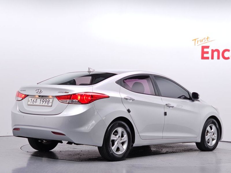 2012 Hyundai Avante M16 GDI Luxury photo 2