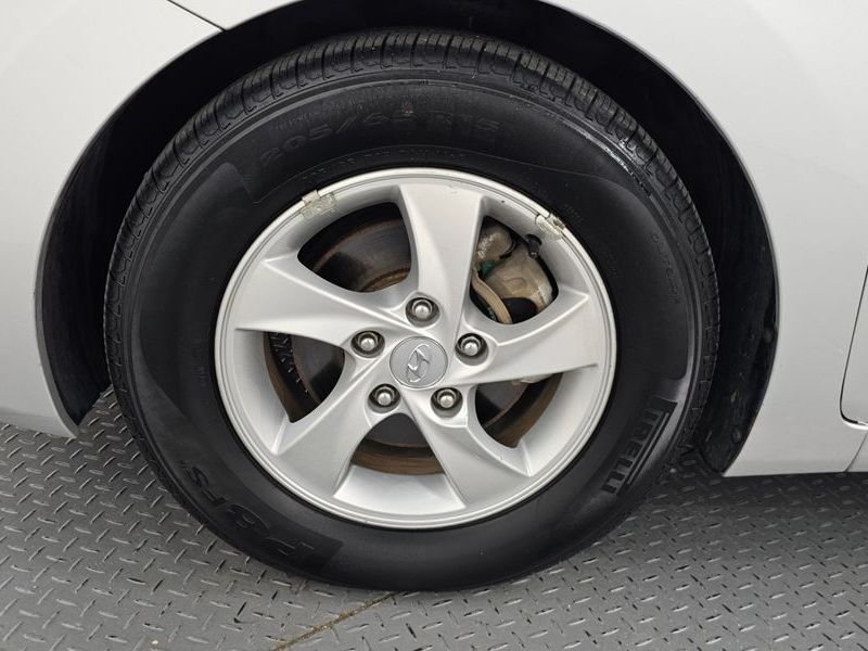 2012 Hyundai Avante M16 GDI Luxury photo 5