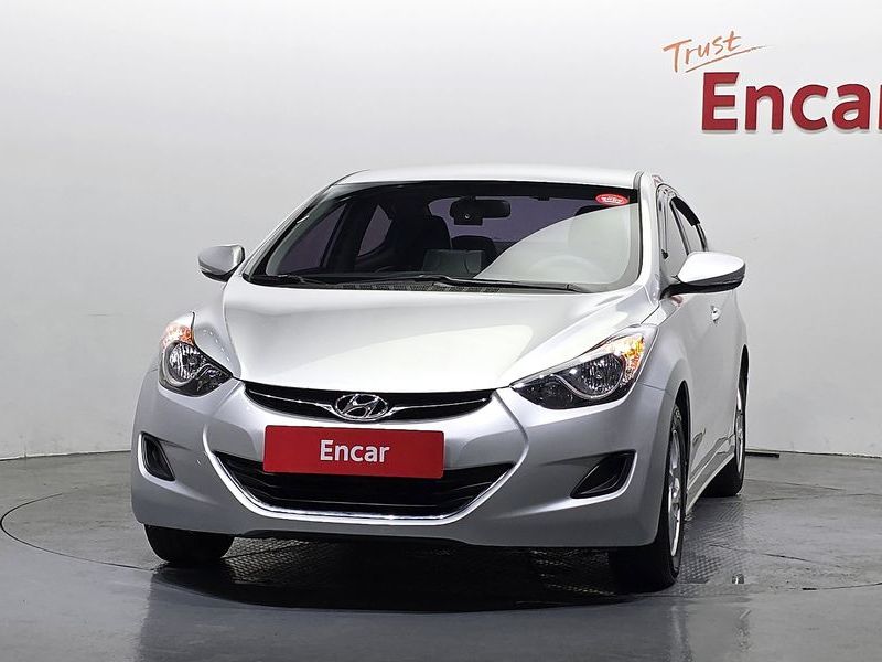 2013 Hyundai Avante LPI M16 Style photo 3