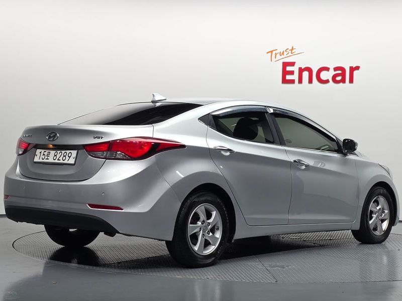 2016 Hyundai Avante 1.6 VGT Smart Standard photo 2
