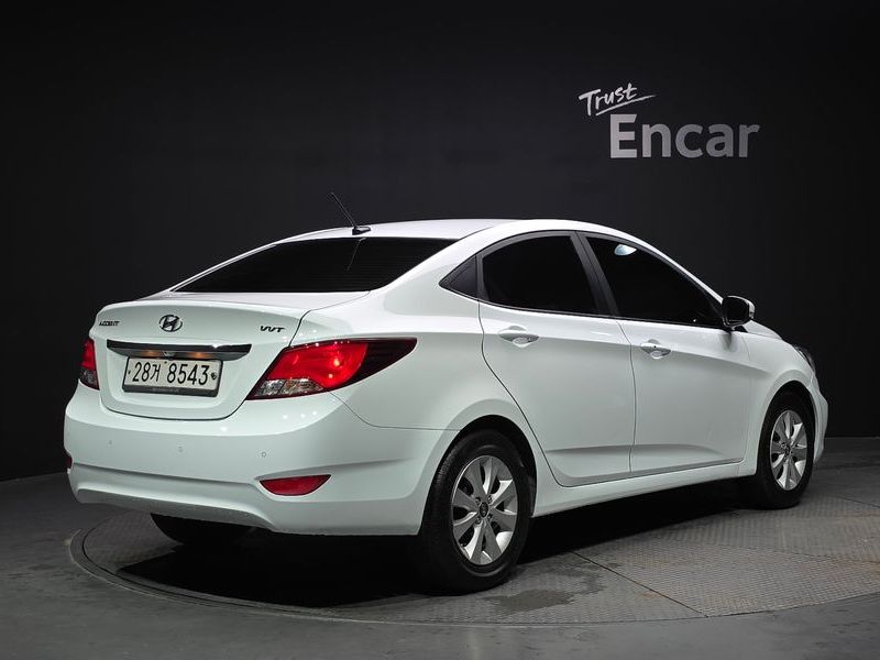 2016 Hyundai Accent 1.4 VVT Modern photo 2