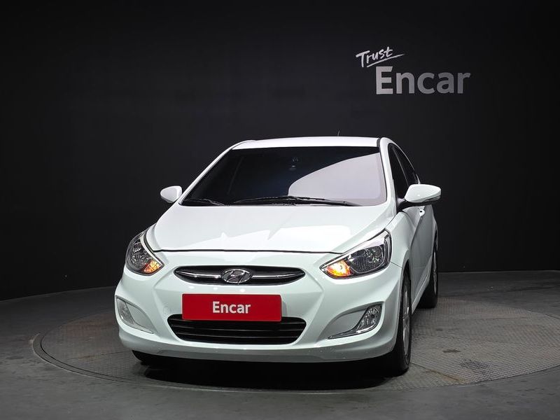 2016 Hyundai Accent 1.4 VVT Modern photo 3