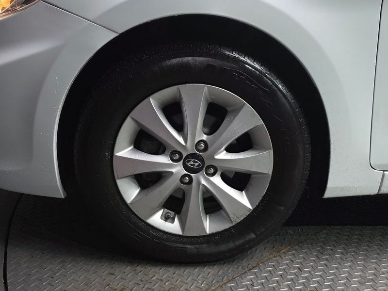 2016 Hyundai Accent 1.4 VVT Modern photo 5