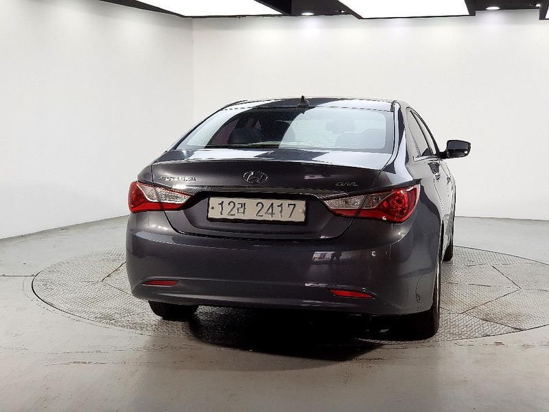 2012 Hyundai Sonata CVVL Top photo 3