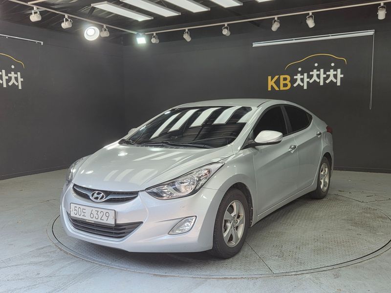 2013 Hyundai Avante M16 GDI Smart photo 3