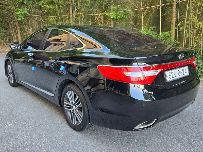 2014 Hyundai Grandeur LPG HG300 Modern photo 2