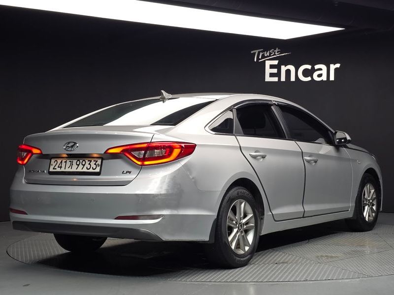 2015 Hyundai Sonata LPI TAXI Style photo 2