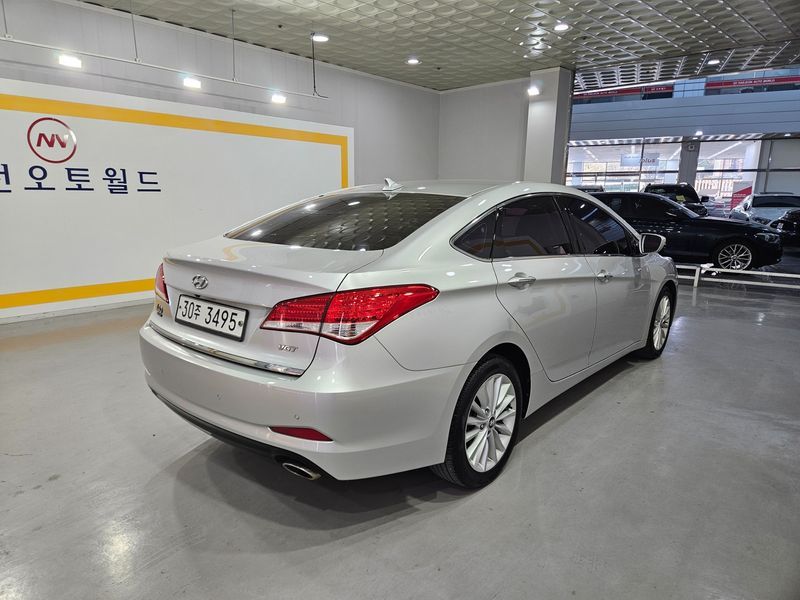 2013 Hyundai i40 1.7 VGT Smart photo 5