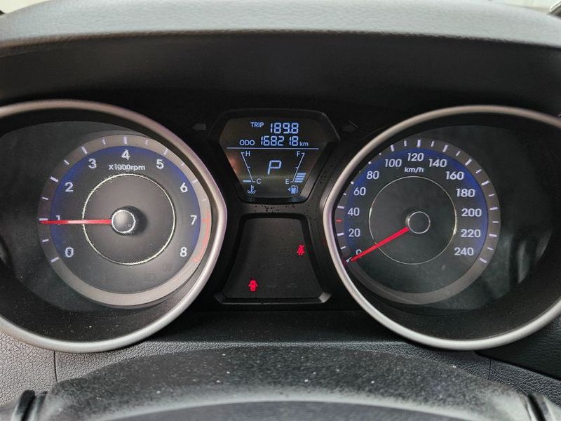 2013 Hyundai Avante M16 GDI Deluxe photo 3