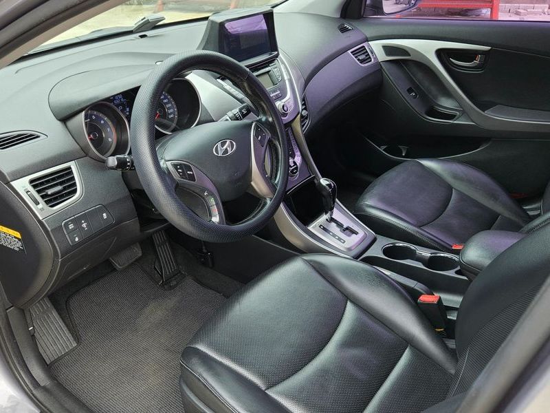 2013 Hyundai Avante M16 GDI Deluxe photo 5