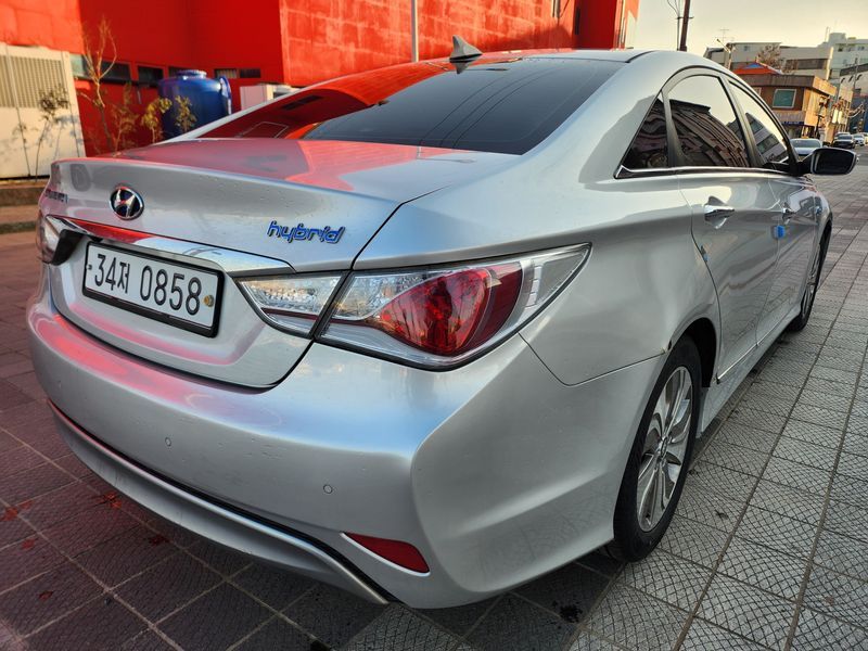2014 Hyundai Sonata 2.0 Modern photo 4