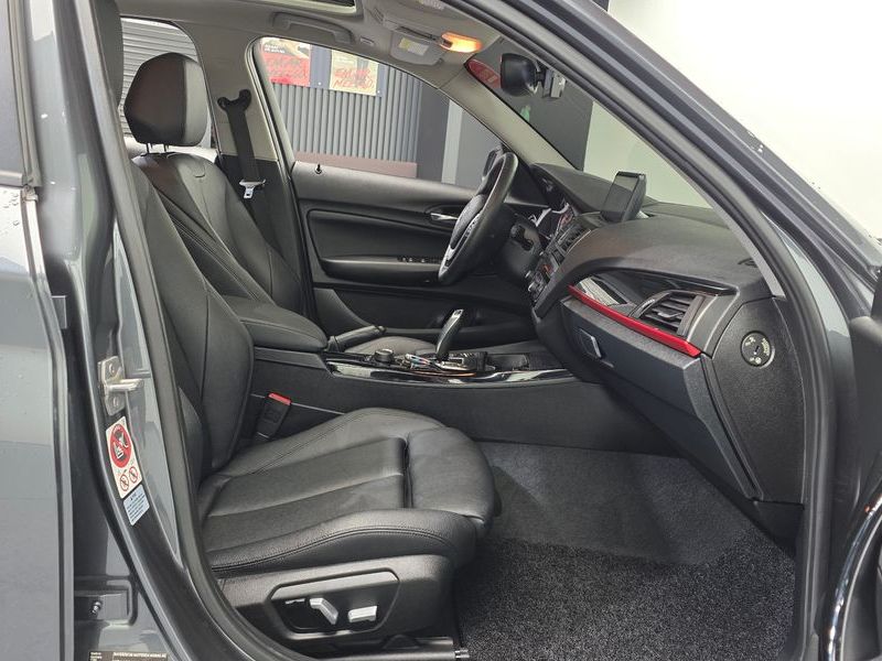 2017 BMW 1시리즈 118d Sport 5Door photo 11
