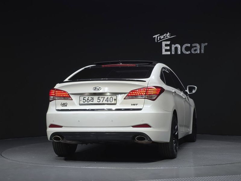 2013 Hyundai i40 1.7 VGT Modern photo 4