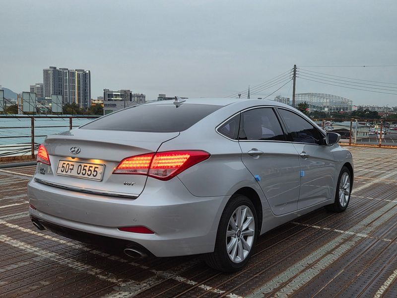 2012 Hyundai i40 1.7 VGT Smart photo 4