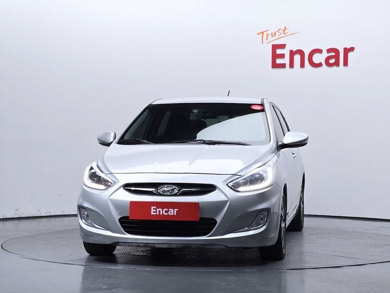 2014 Hyundai Accent WIT 1.6 GDI Premium photo 3