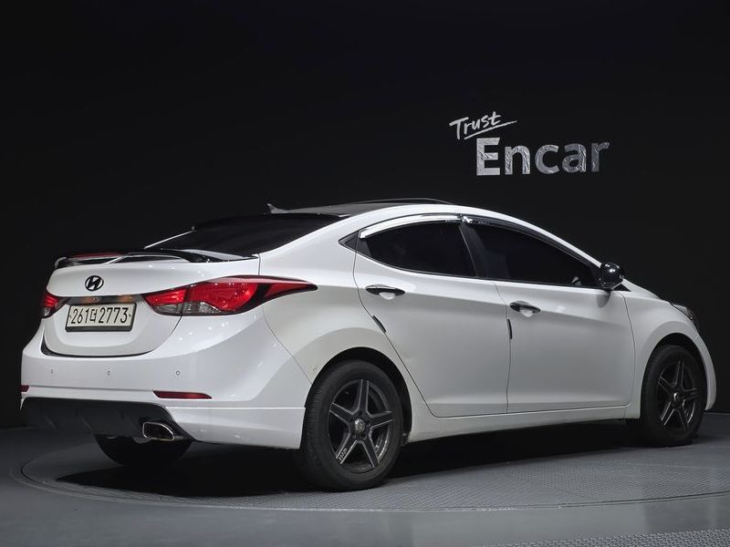 2012 Hyundai Avante M16 GDI Premier photo 2