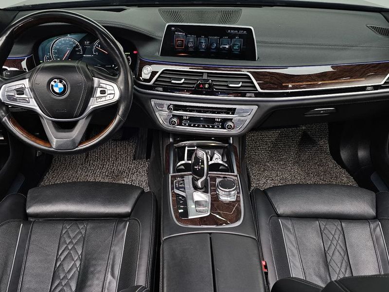 2016 BMW 7 Series 730Ld xDrive photo 7