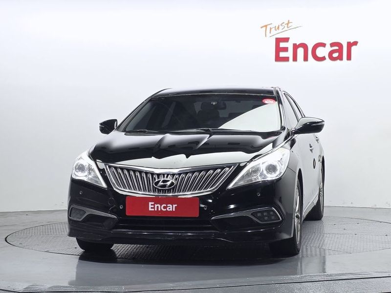 2015 Hyundai Grandeur HG240 Modern photo 3