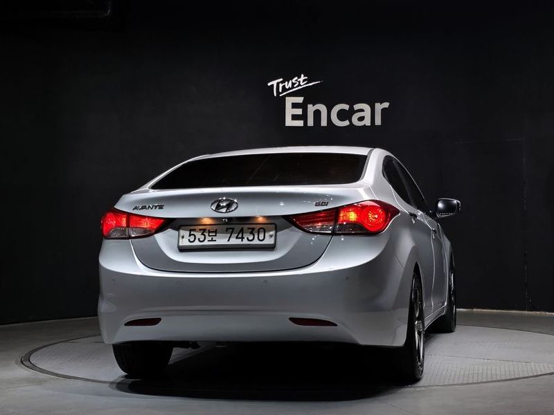 2013 Hyundai Avante M16 GDI Smart photo 4