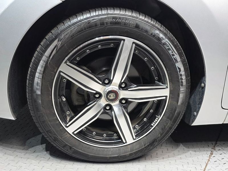 2013 Hyundai Avante M16 GDI Smart photo 5
