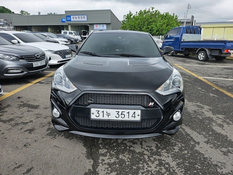 2014 Hyundai Veloster Unique photo 2