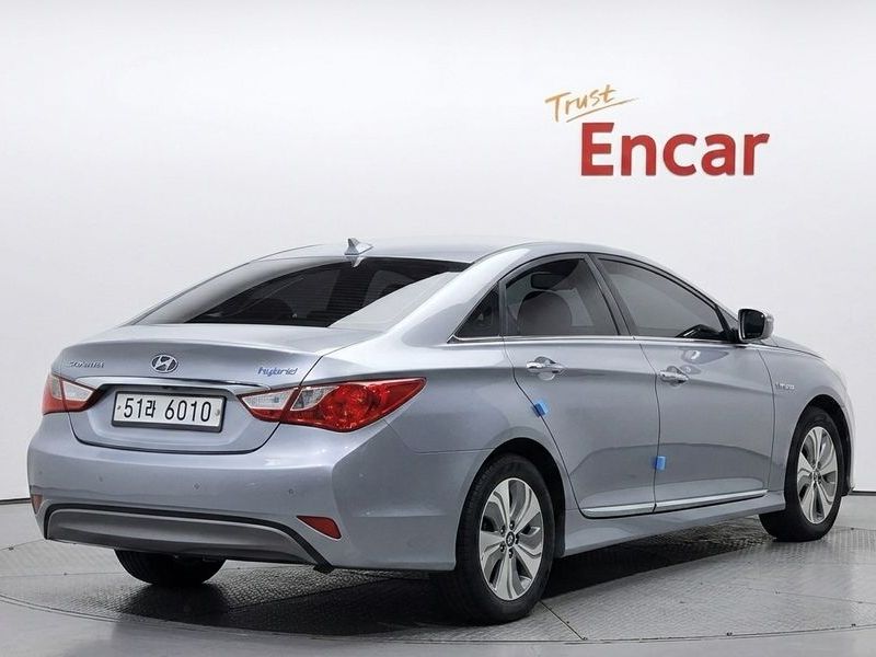 2015 Hyundai Sonata 2.0 Modern photo 2