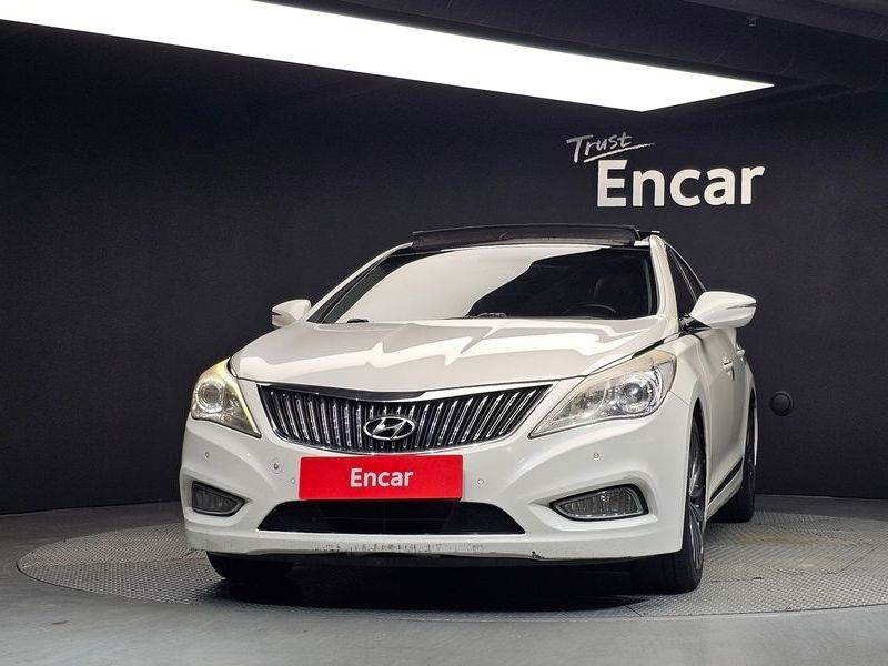 2014 Hyundai Grandeur LPG HG300 Premium photo 3