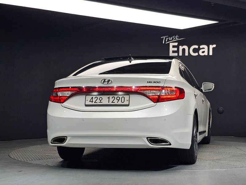 2014 Hyundai Grandeur LPG HG300 Premium photo 4