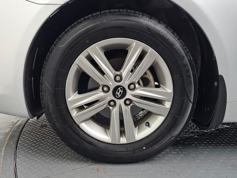 2013 Hyundai Sonata LPI TAXI Style photo 5