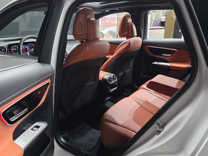 2024 Mercedes-Benz C-Class GLC220 d 4MATIC photo 11
