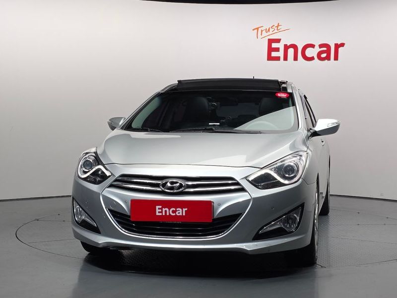 2012 Hyundai i40 1.7 VGT Modern photo 3
