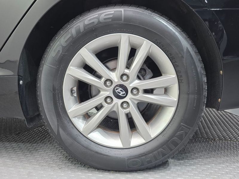 2017 Hyundai Sonata LPI Smart photo 5