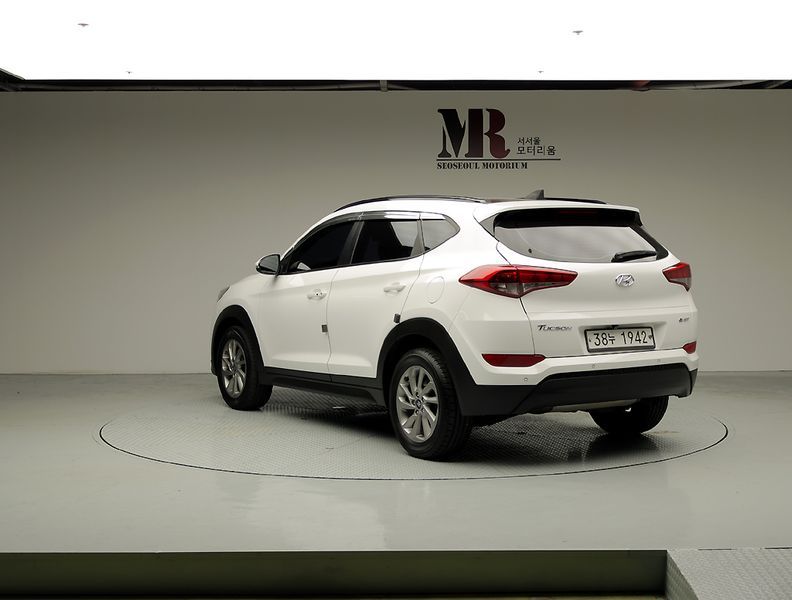 2016 Hyundai Tucson Diesel 1.7 2WD Modern photo 4