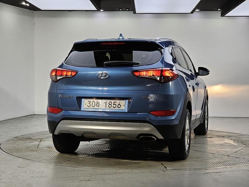 2017 Hyundai Tucson Diesel 1.7 2WD Modern photo 4