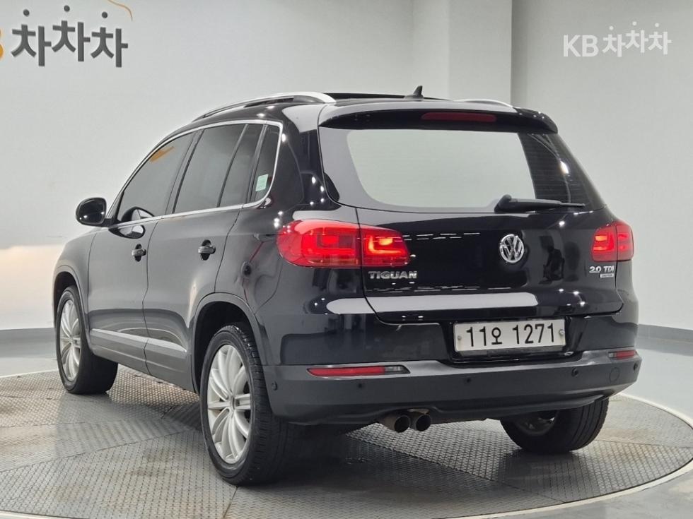 2015 Volkswagen Tiguan 2.0 TDI BMT Premium photo 2