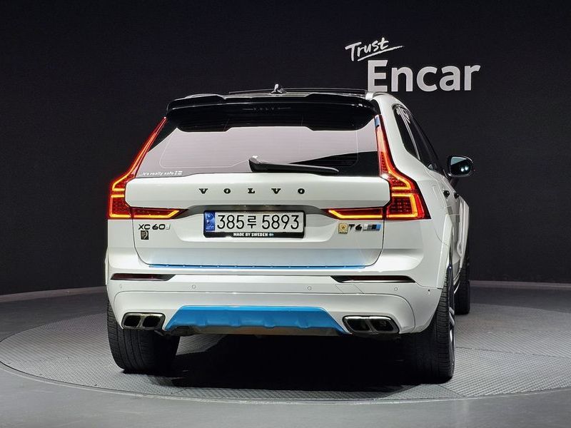 2018 Volvo XC60 T6 Inscription photo 4