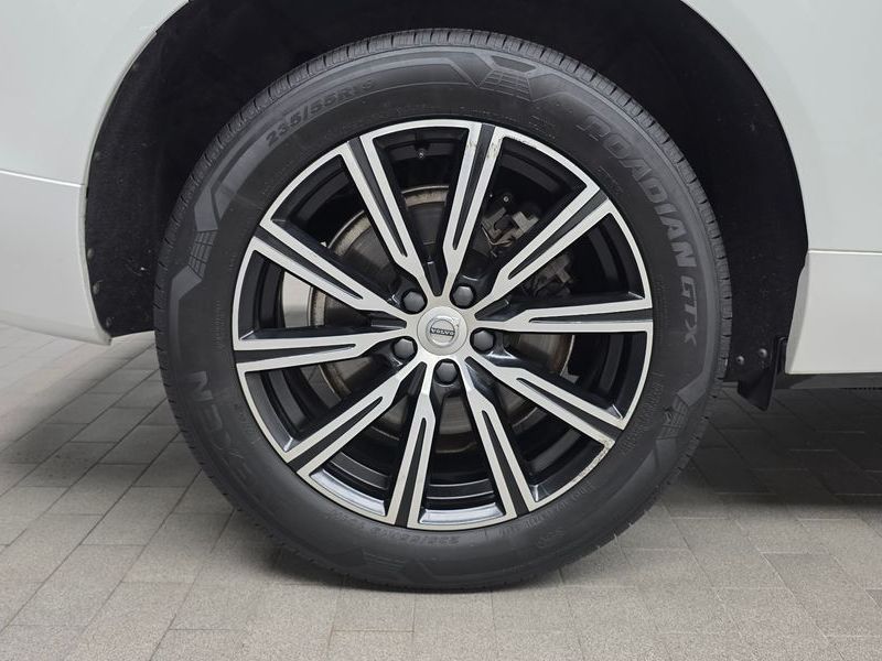 2020 Volvo XC60 T6 Inscription photo 5