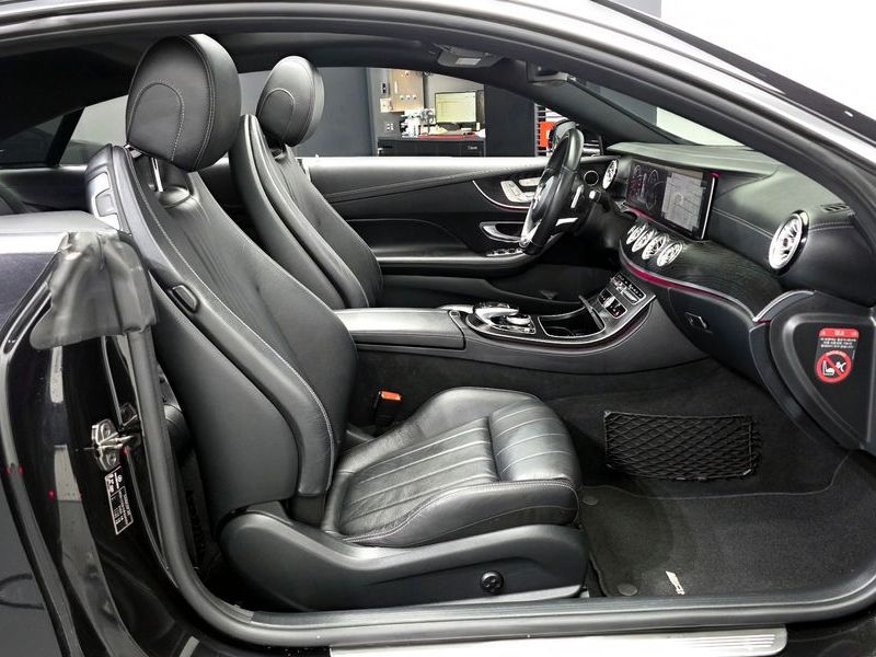 2017 Mercedes-Benz E-Class E220d Coupe photo 11