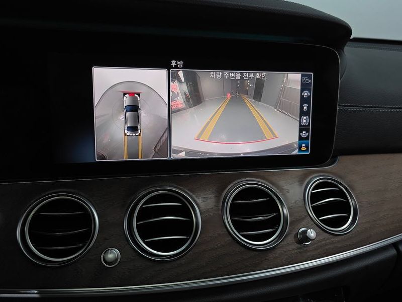 2020 Mercedes-Benz E-Class E300 4MATIC Exclusive photo 16