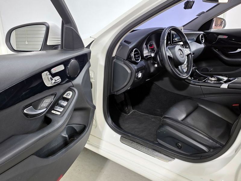 2016 Mercedes-Benz C-Class C200 d photo 11
