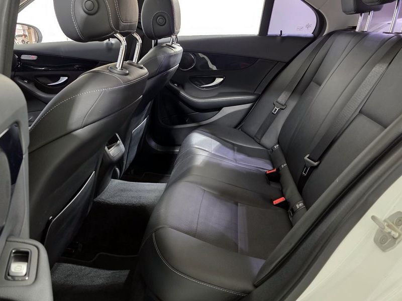 2016 Mercedes-Benz C-Class C200 d photo 12