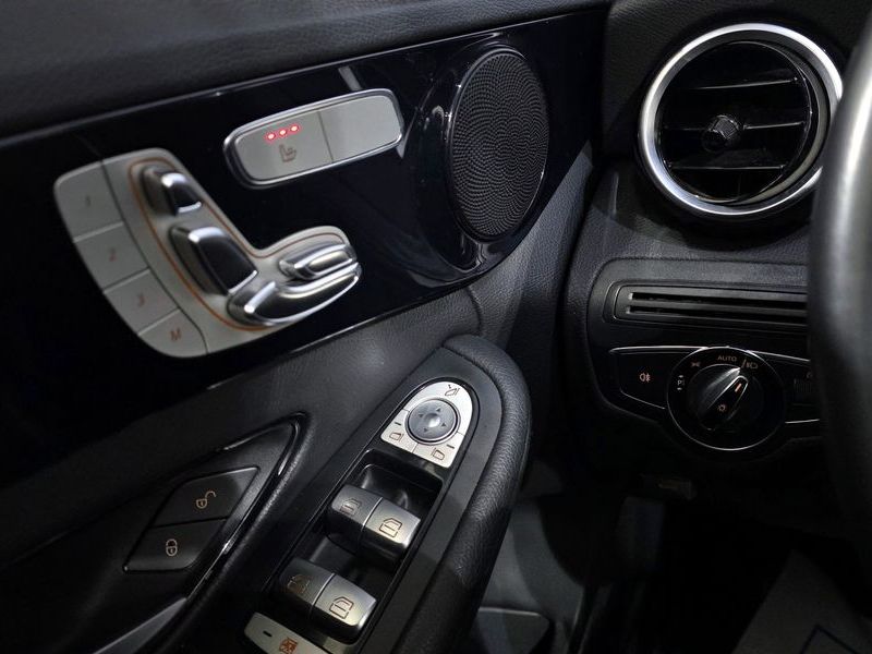 2016 Mercedes-Benz C-Class C200 d photo 18