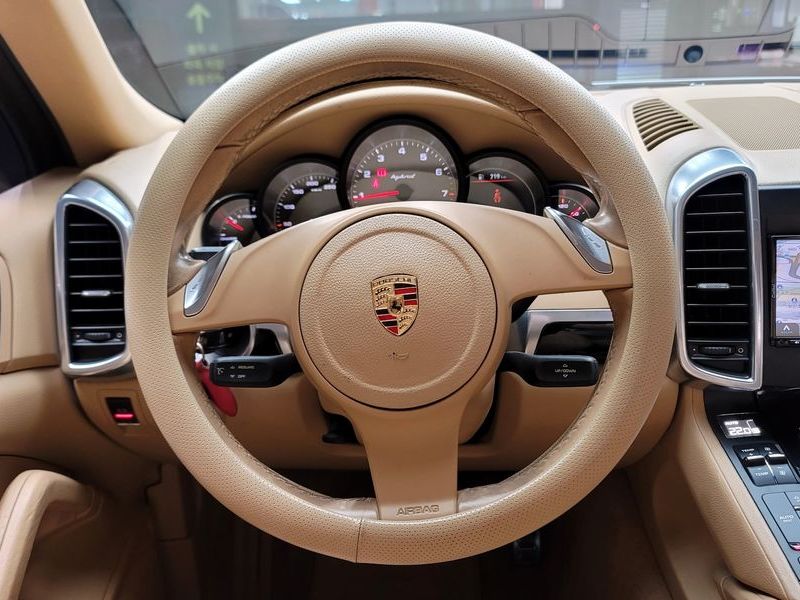 2012 Porsche Cayenne 3.0 S Hybrid 958 photo 13