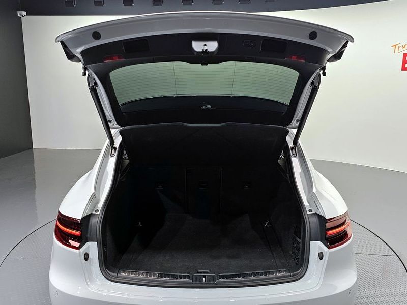2018 Porsche Macan 3.0 GTS 95B photo 19