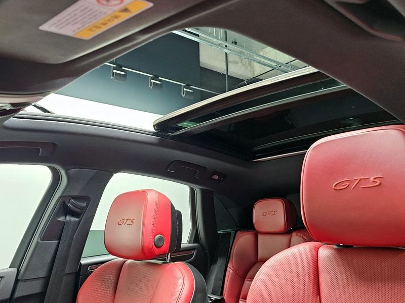 2018 Porsche Macan 3.0 GTS 95B photo 20
