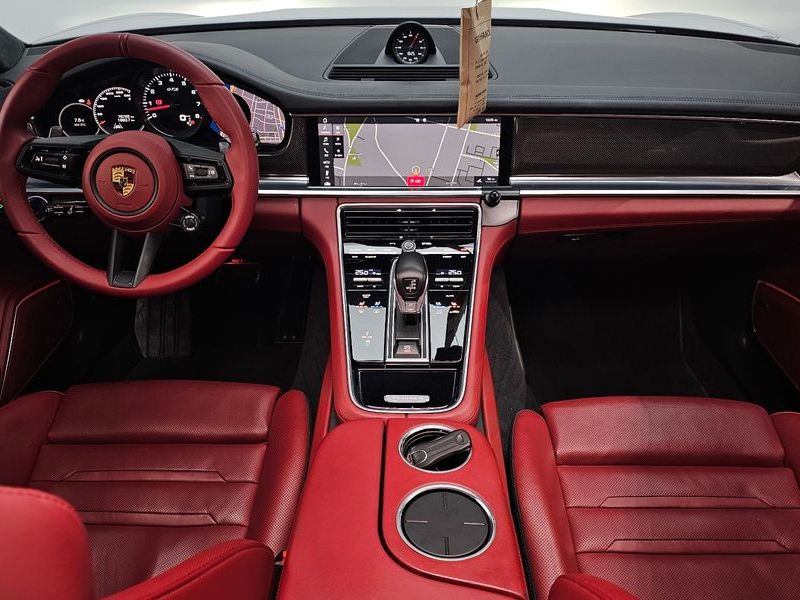 2019 Porsche Panamera 4.0 GTS photo 7