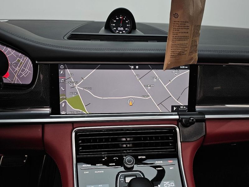 2019 Porsche Panamera 4.0 GTS photo 14