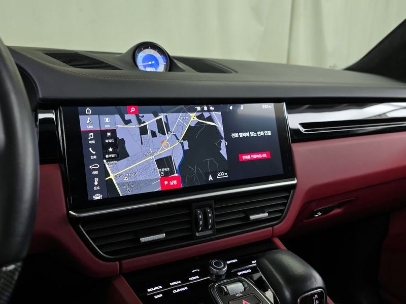 2020 Porsche Cayenne 3.0 photo 14