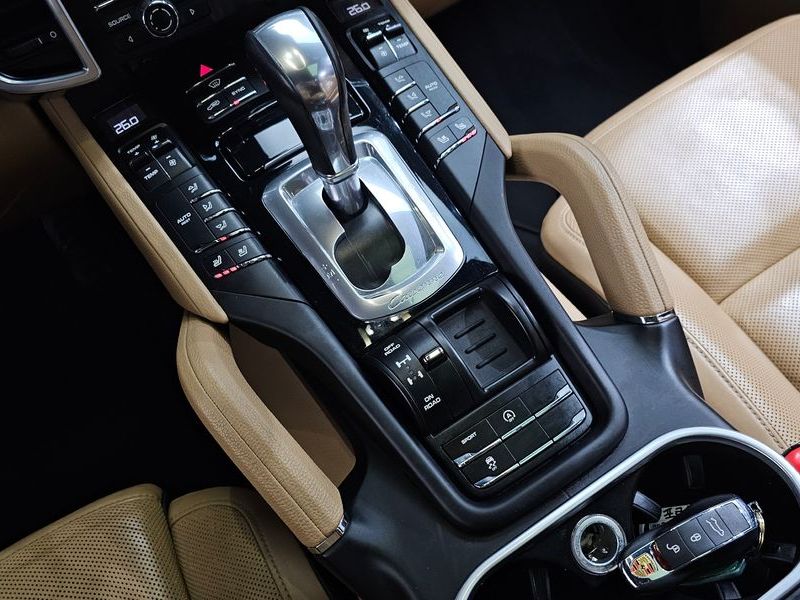 2016 Porsche Cayenne 3.0 Diesel 958 photo 9