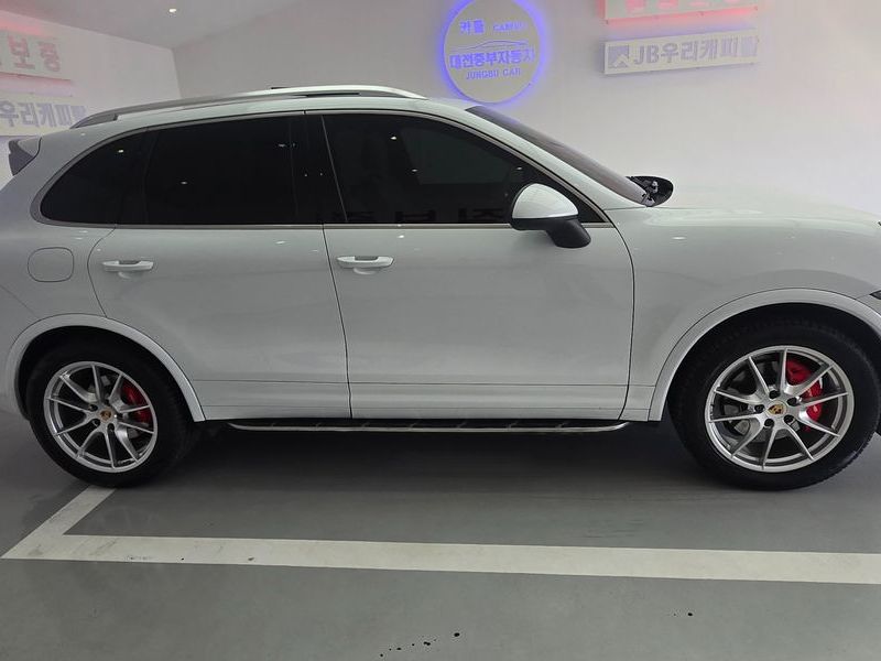 2014 Porsche Cayenne 3.0 Diesel Platium Edition 958 photo 7